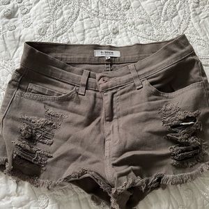 Cut off shorts